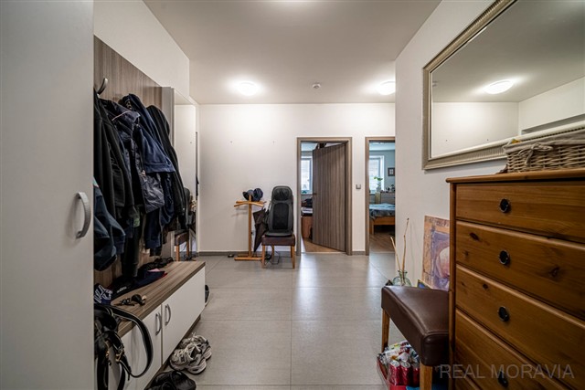 chodba [11/23]