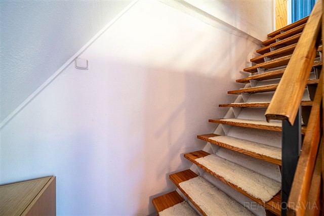 schodiště do patra [34/42]